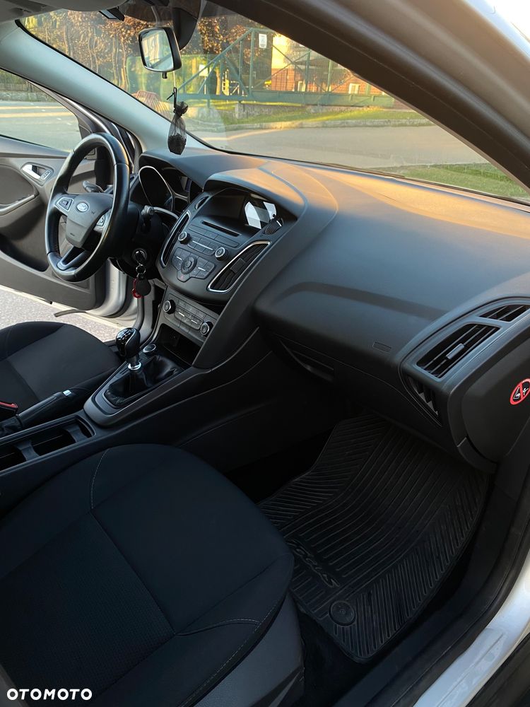 Ford Focus - 14