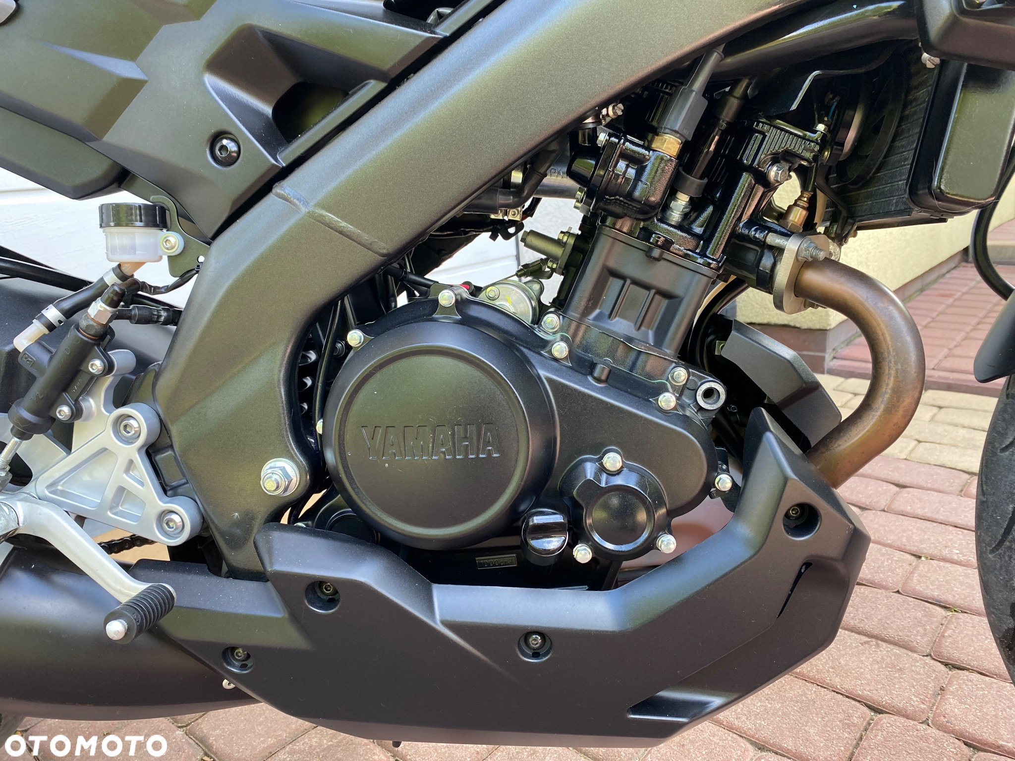 Yamaha MT - 17