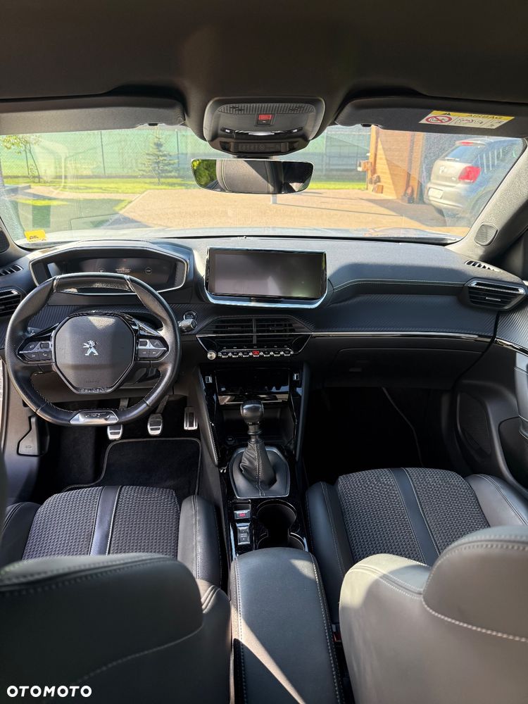 Peugeot 2008 1.2 PureTech GT Line S&S - 12