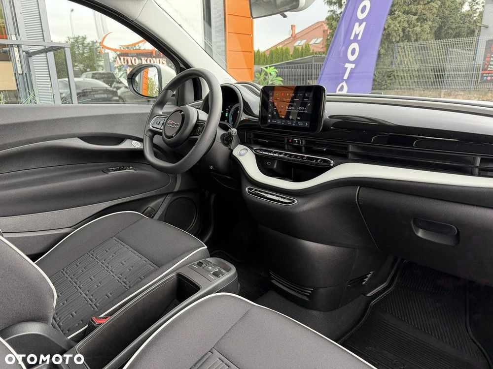Fiat 500e - 26