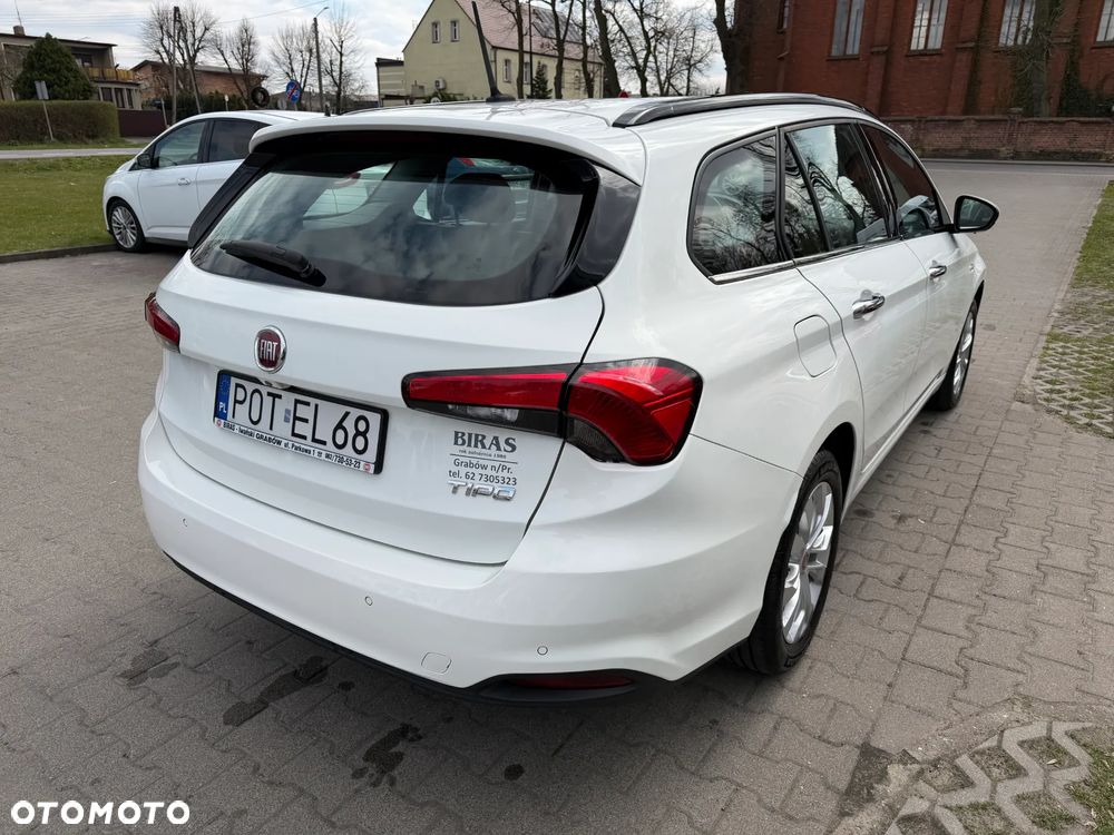 Fiat Tipo 1.6 MultiJet DCT Lounge - 5