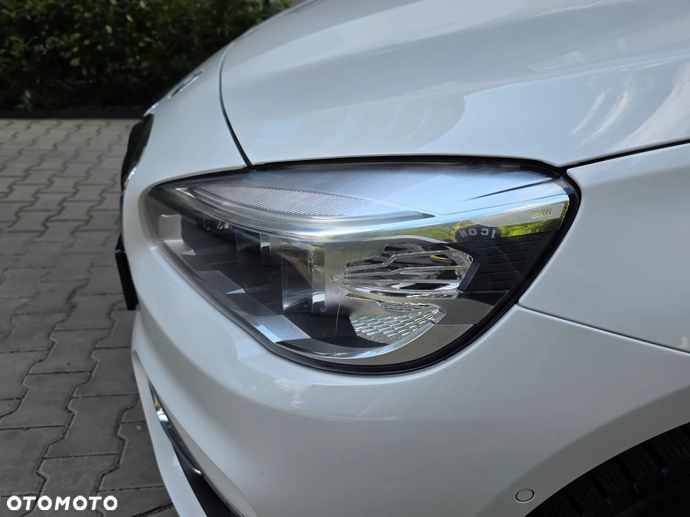 BMW Seria 2 220i Luxury Line - 8