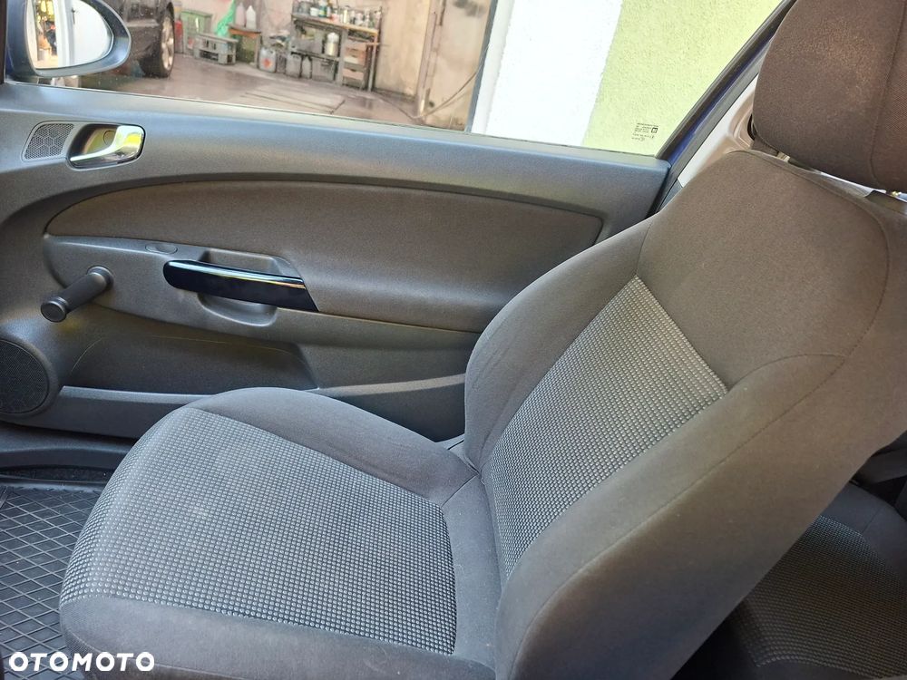 Opel Corsa 1.2 Cosmo - 18