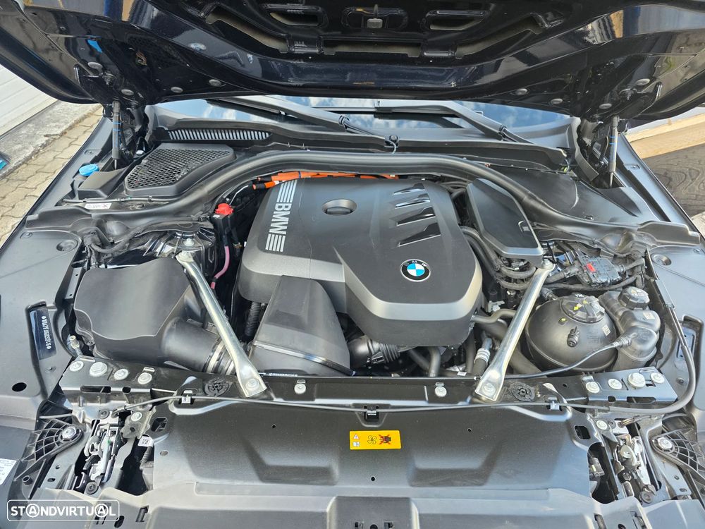 BMW 530 e Pack Desportivo M Pro - 42