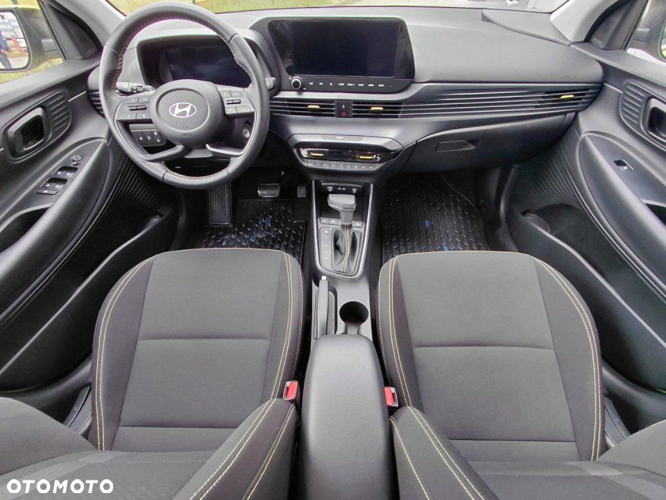 Hyundai i20 - 13