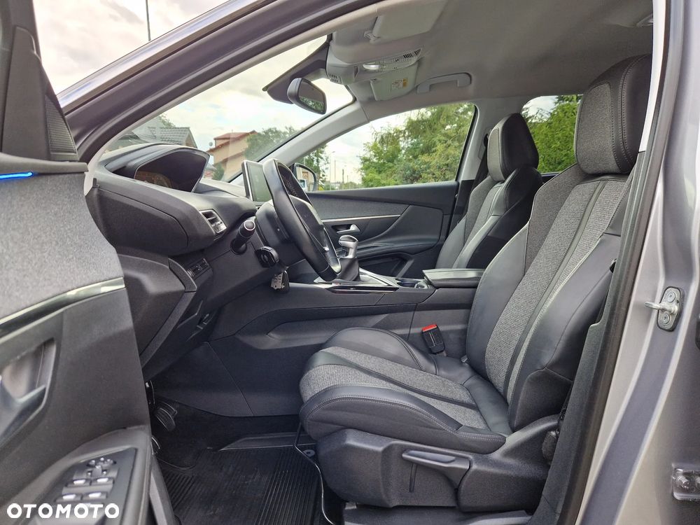 Peugeot 5008 1.6 BlueHDi Allure 7os - 17