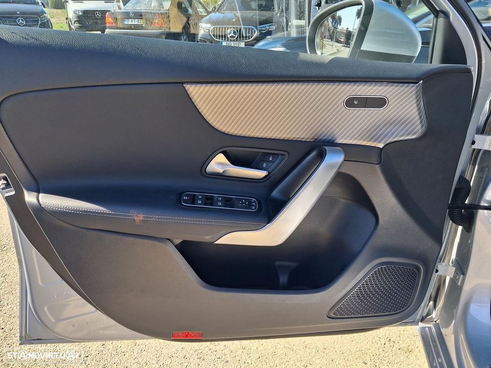 Mercedes-Benz A 200 Standard - 8