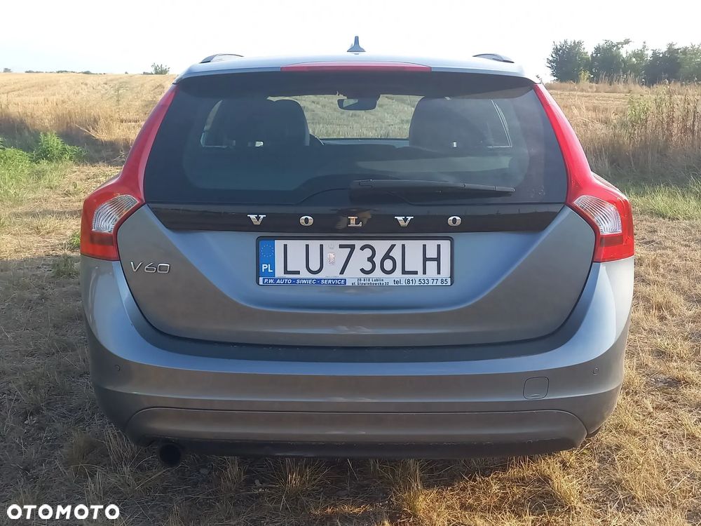 Volvo V60 D3 Geartronic Momentum - 3