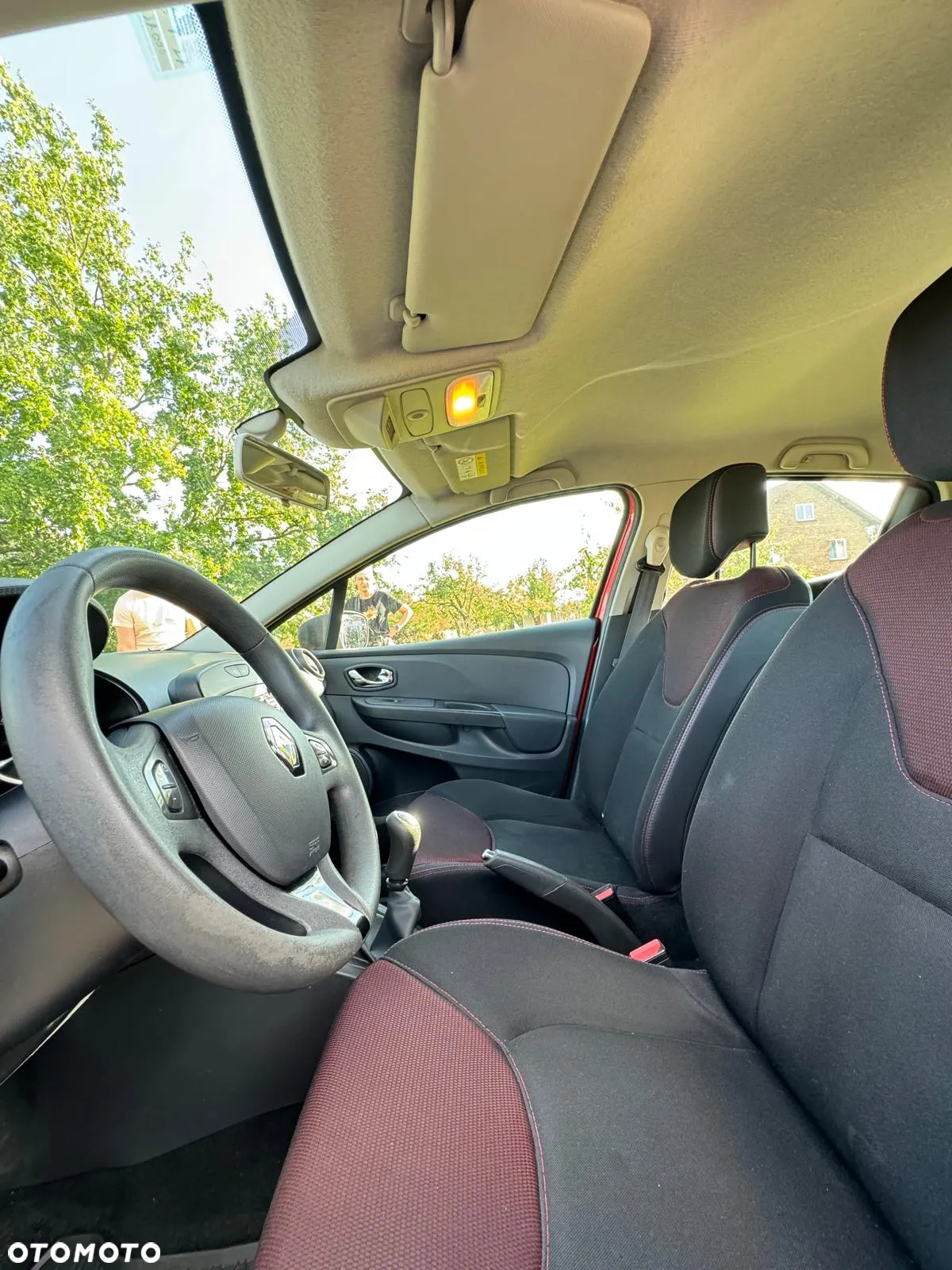 Renault Clio - 24