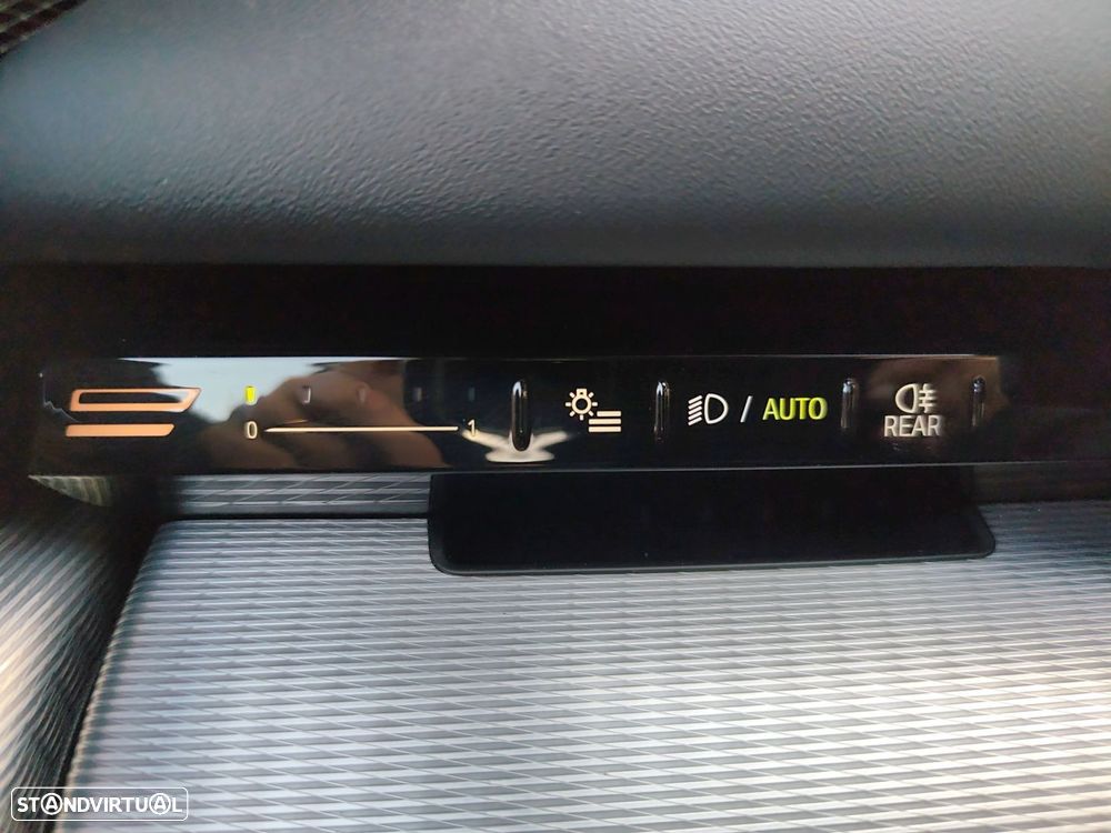 BMW 520 d Pack Desportivo M - 25