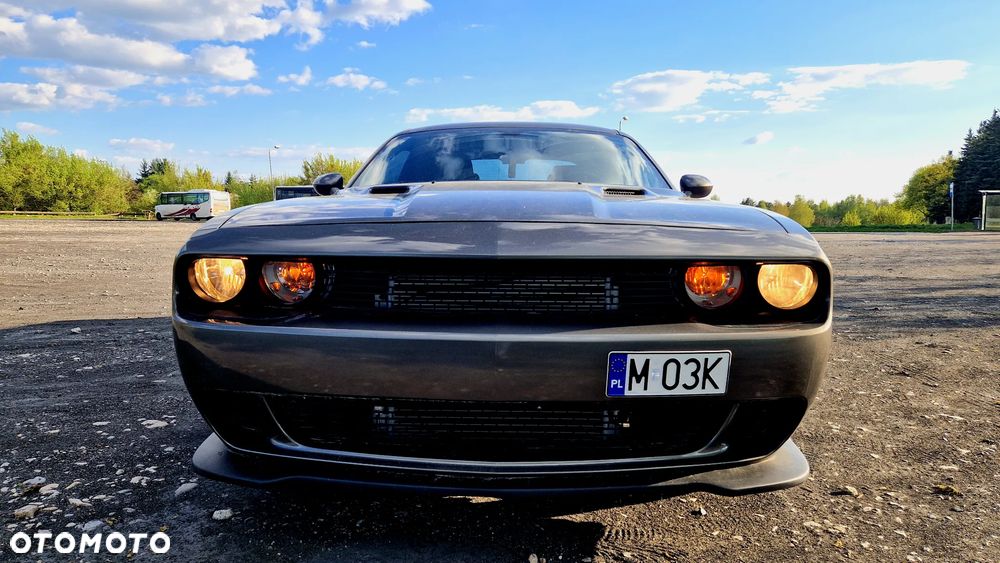 Dodge Challenger - 6