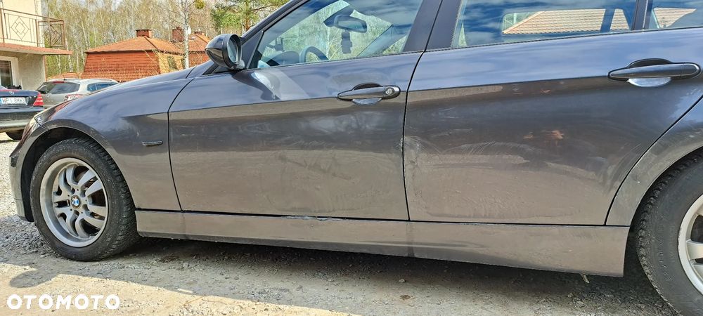 BMW Seria 3 320d - 4