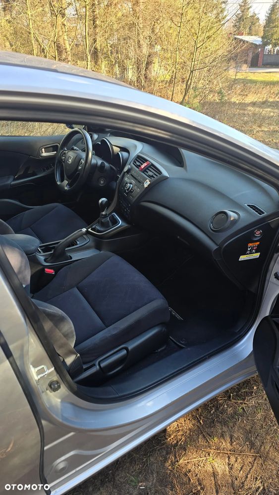 Honda Civic 1.8 Comfort - 23