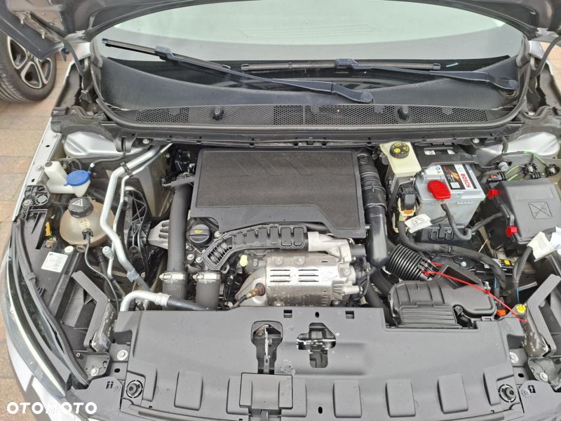 Peugeot 308 PureTech 130 GPF EAT8 Stop & Start Allure Business-Paket - 15