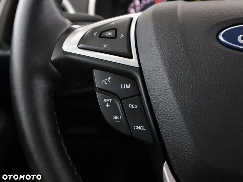 Ford S-Max 2.0 TDCi Titanium - 32
