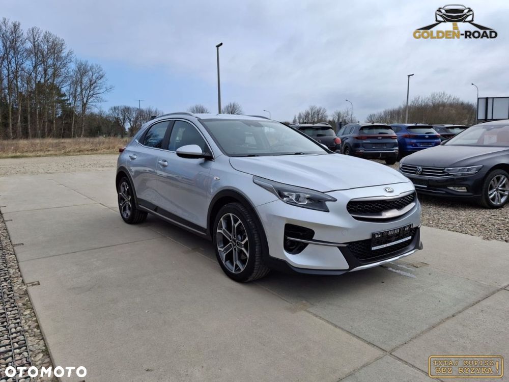 Kia XCeed - 4