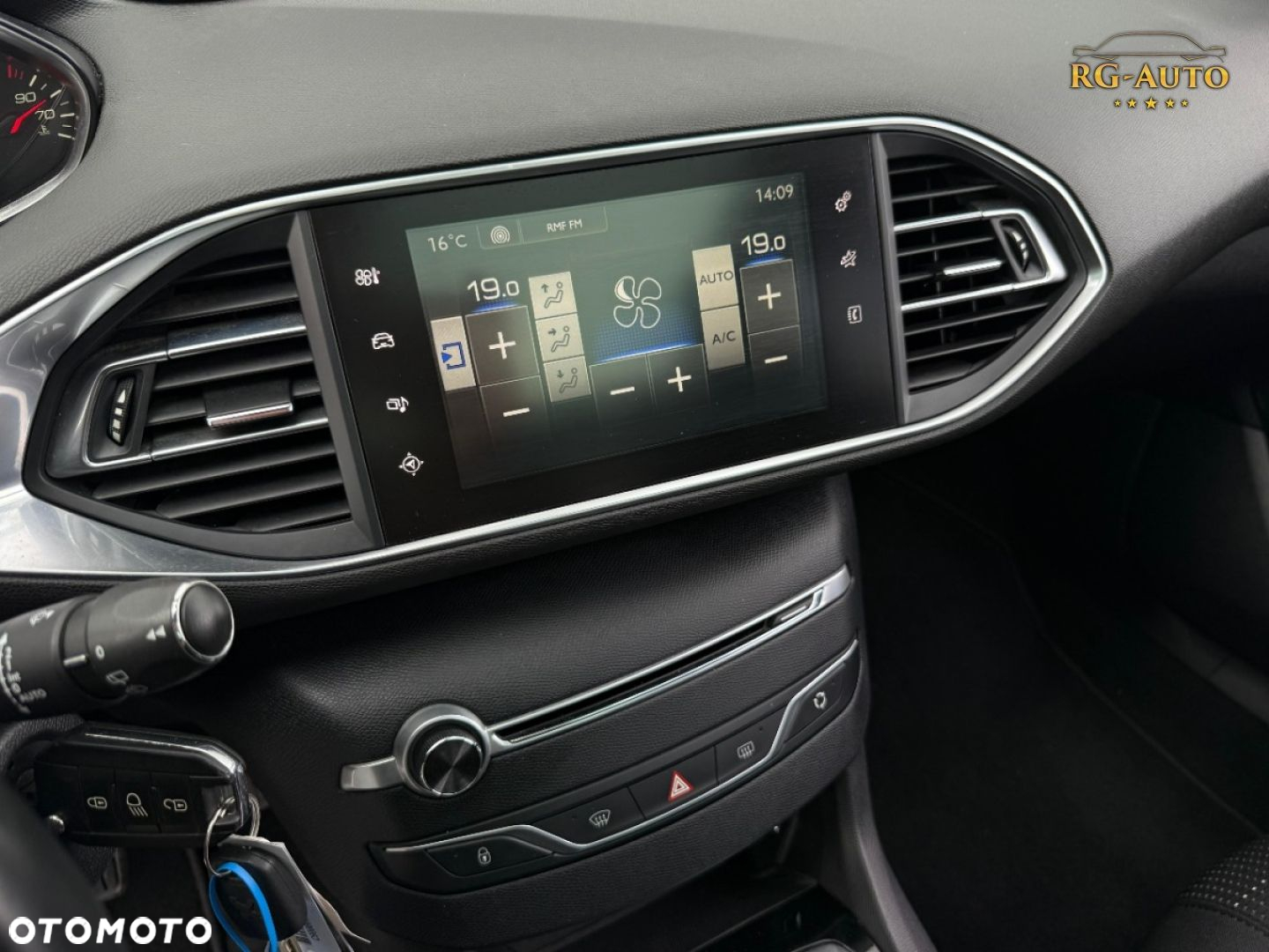 Peugeot 308 - 34