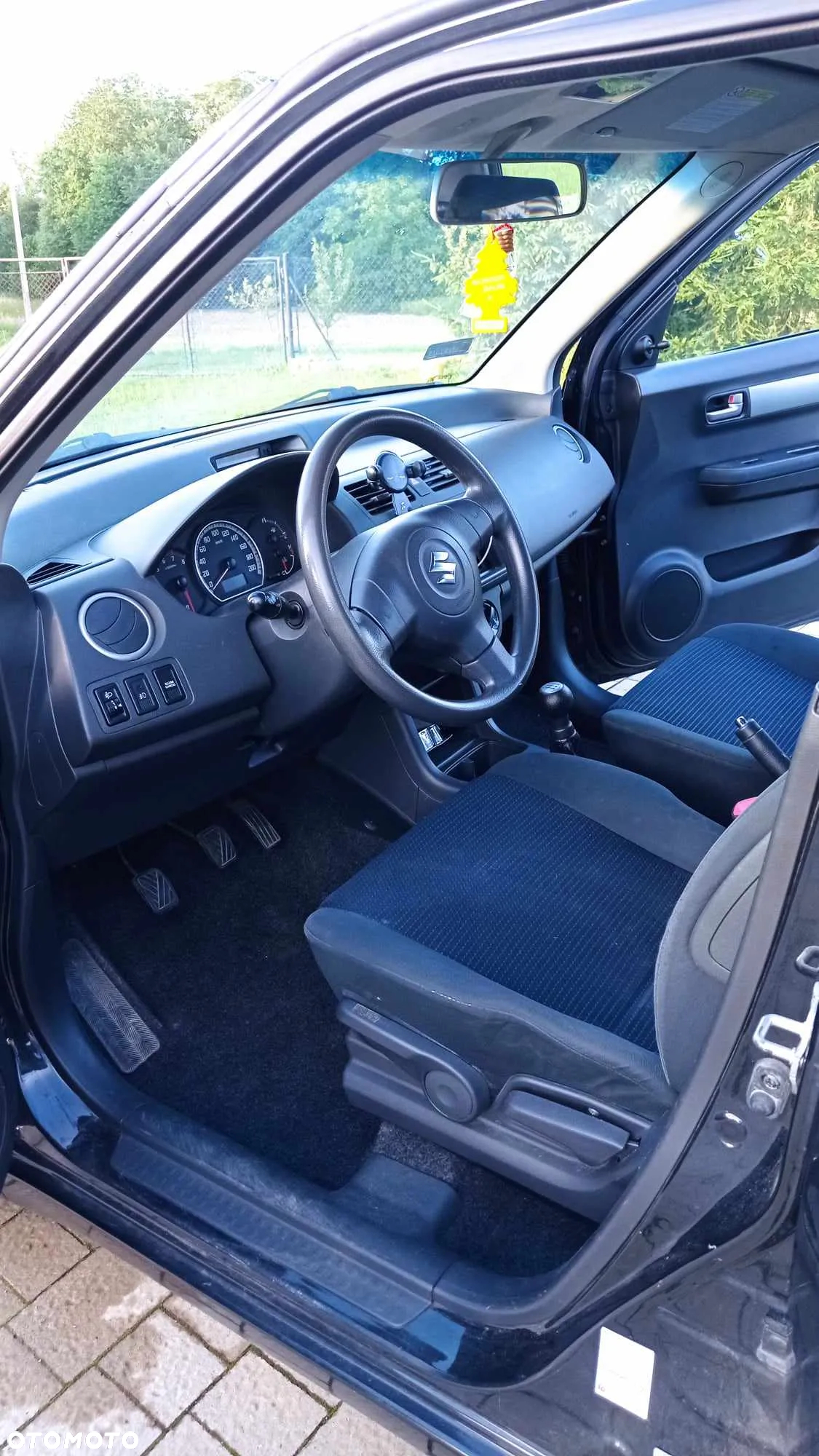 Suzuki Swift - 6