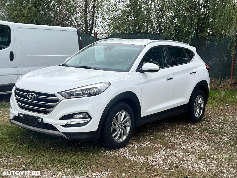 Hyundai Tucson - 2