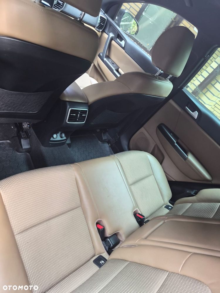 Kia Sportage 1.6 GDI L 2WD - 19