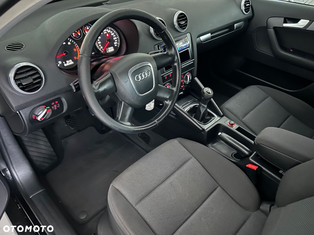 Audi A3 1.6 TDI Ambiente - 13