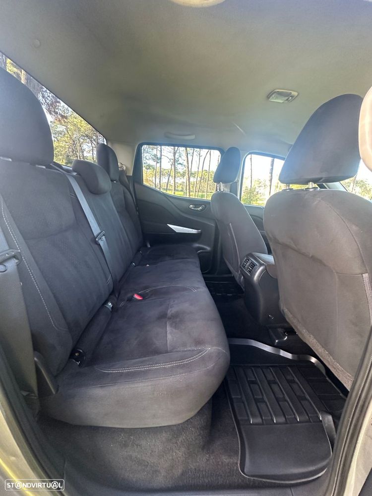 Nissan Navara 2.3 dCi CD 4WD N-Connecta Navi+Barras - 17