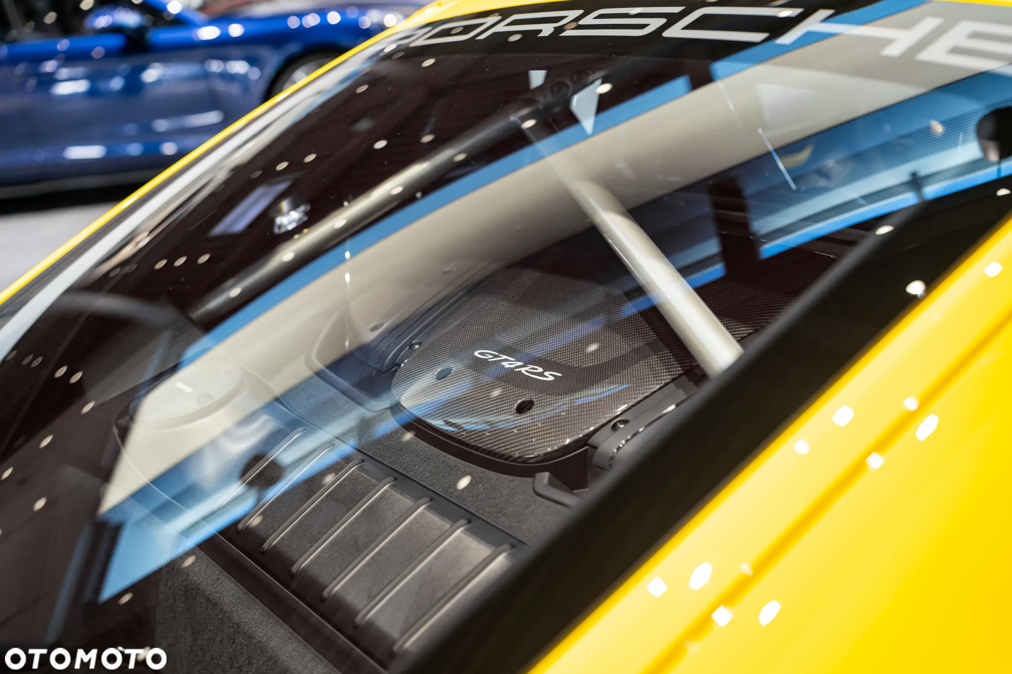 Porsche 718 Cayman GPF GT4 RS PDK - 7