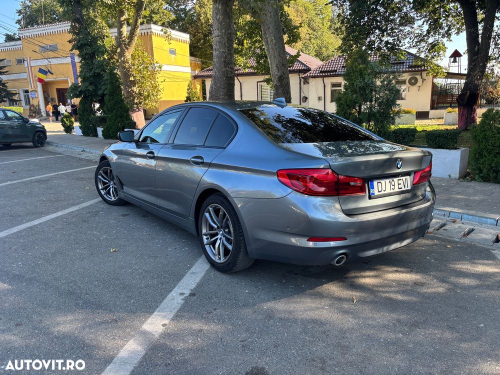 BMW Seria 5 520d AT - 3
