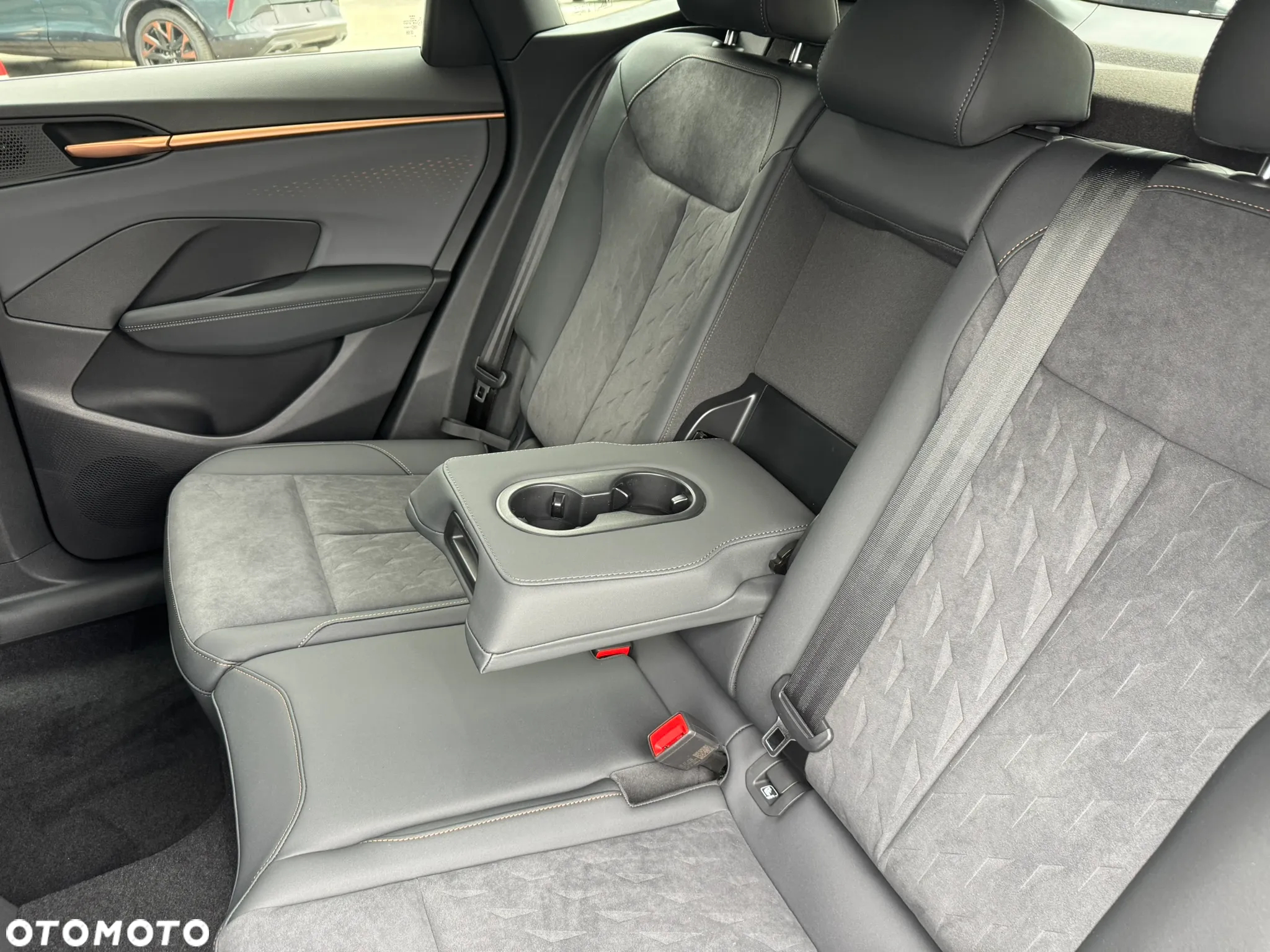 Cupra Terramar 1.5 eTSI mHEV DSG - 12