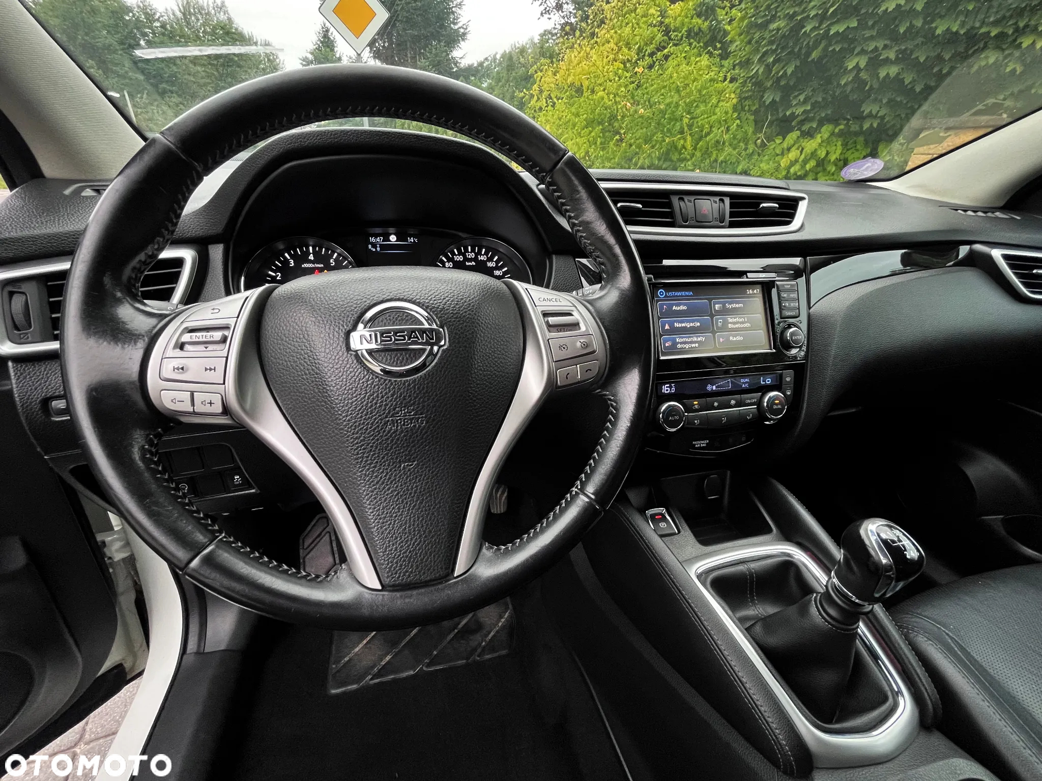 Nissan Qashqai 1.6 DIG-T TEKNA+ - 28