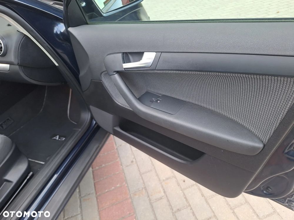 Audi A3 Sportback 1.6 Attraction - 35