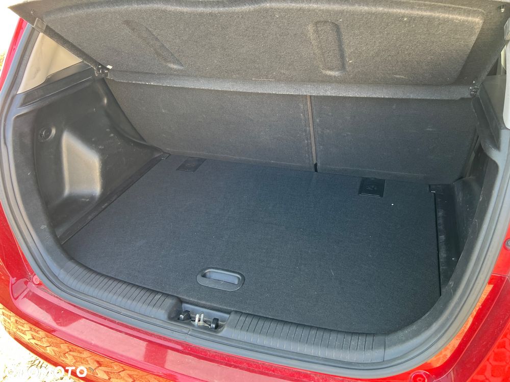 Kia Venga 1.4 L - 13