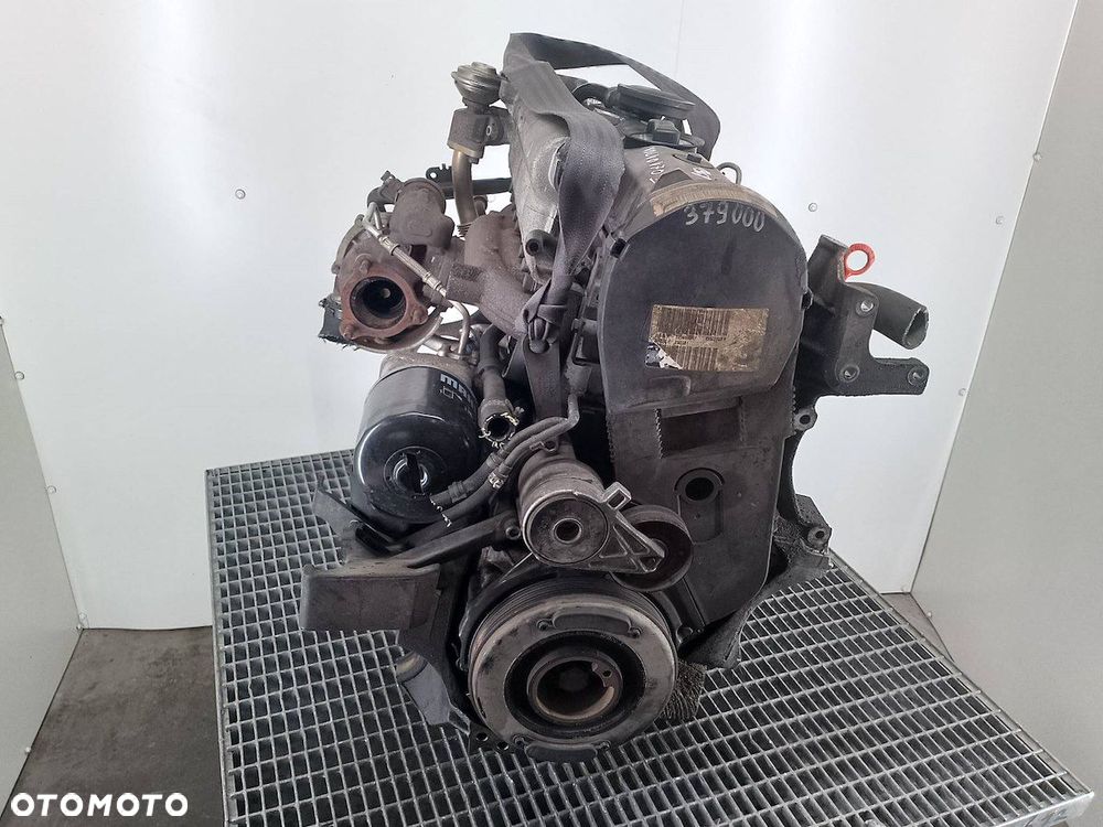 SILNIK VOLVO V70 II D5252T 2.5 D - 9