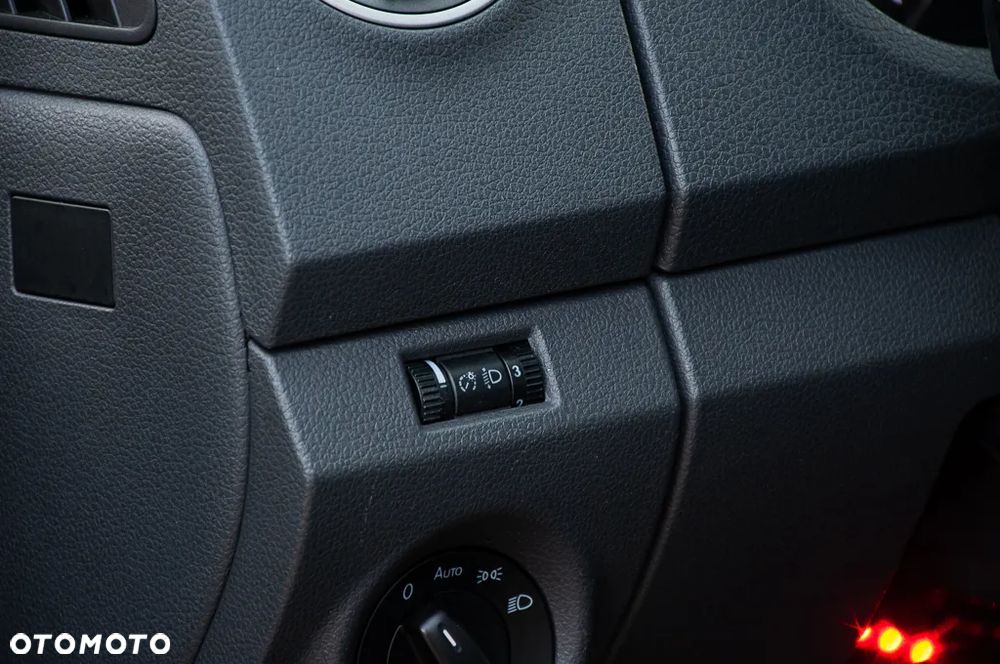 Volkswagen Amarok DC 2.0 BiTDI 4Mot Trendline - 11