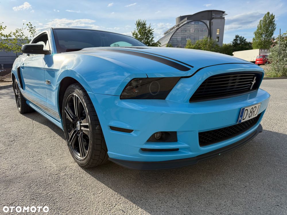 Ford Mustang 5.0 V8 GT - 5