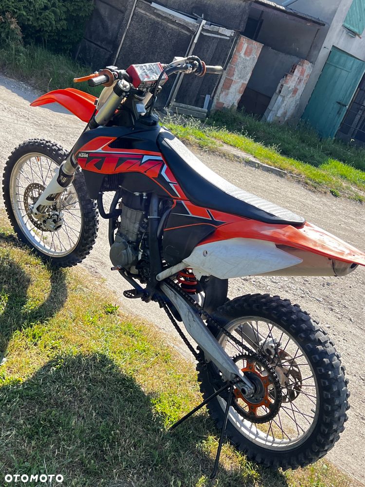 KTM SXF - 9