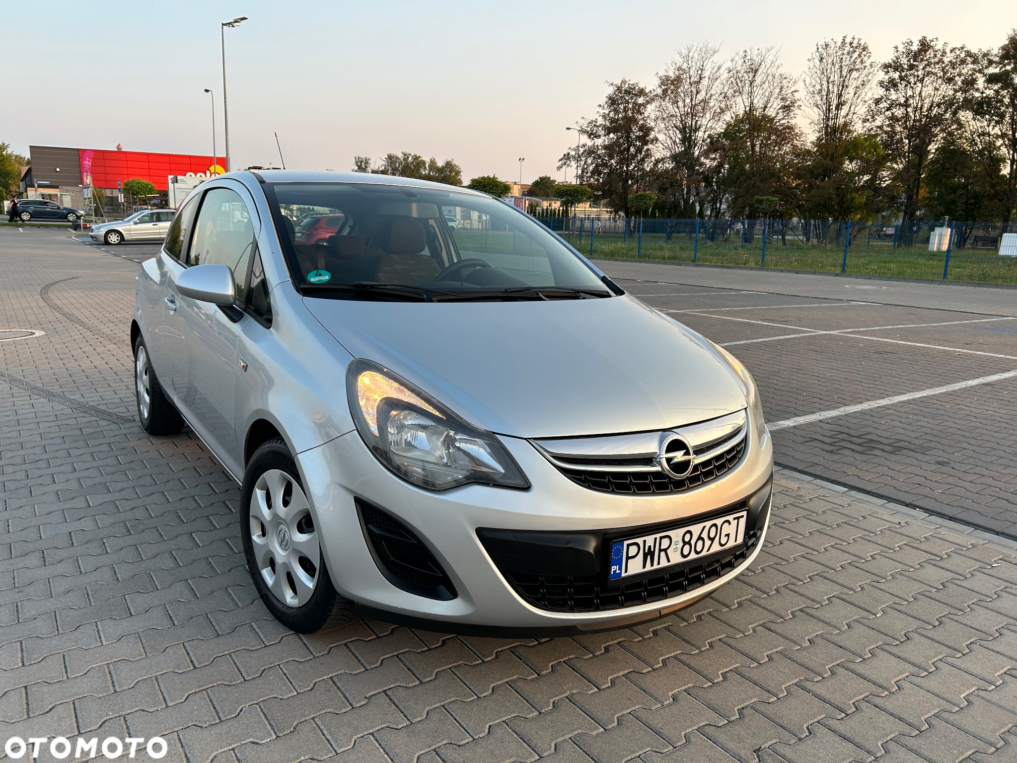 Opel Corsa 1.2 16V Enjoy - 6