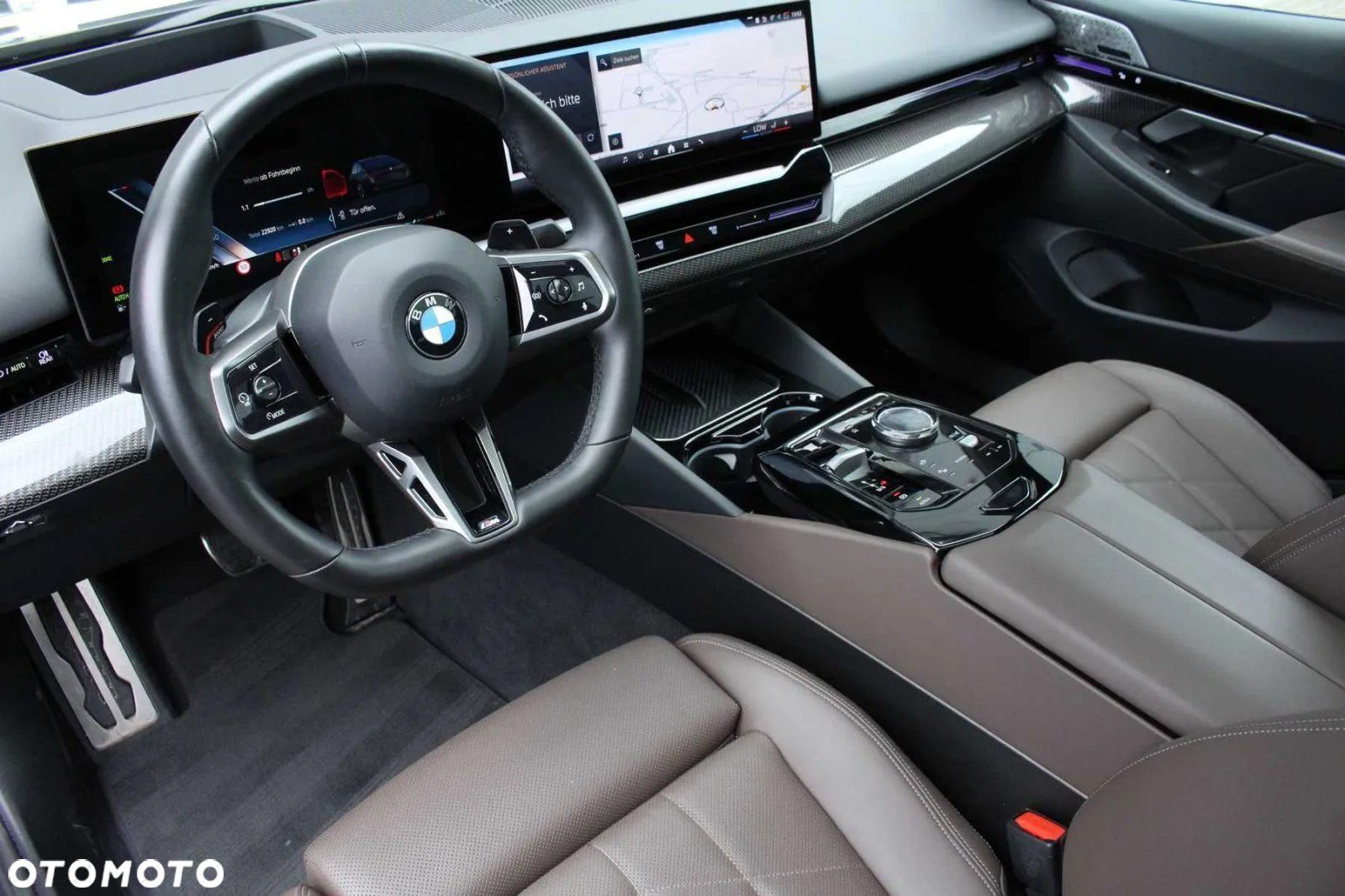 BMW Seria 5 520d xDrive mHEV M Sport - 8