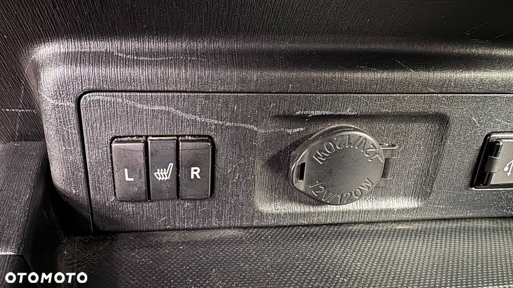 Toyota Prius+ Hybrid 135 Executive - 10
