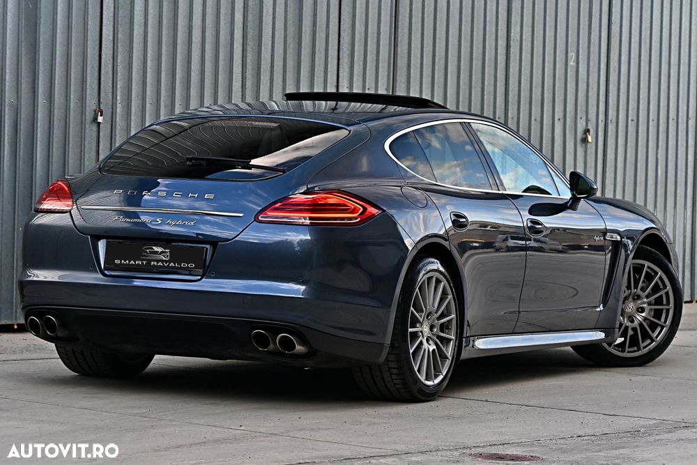 Porsche Panamera S Hybrid - 8