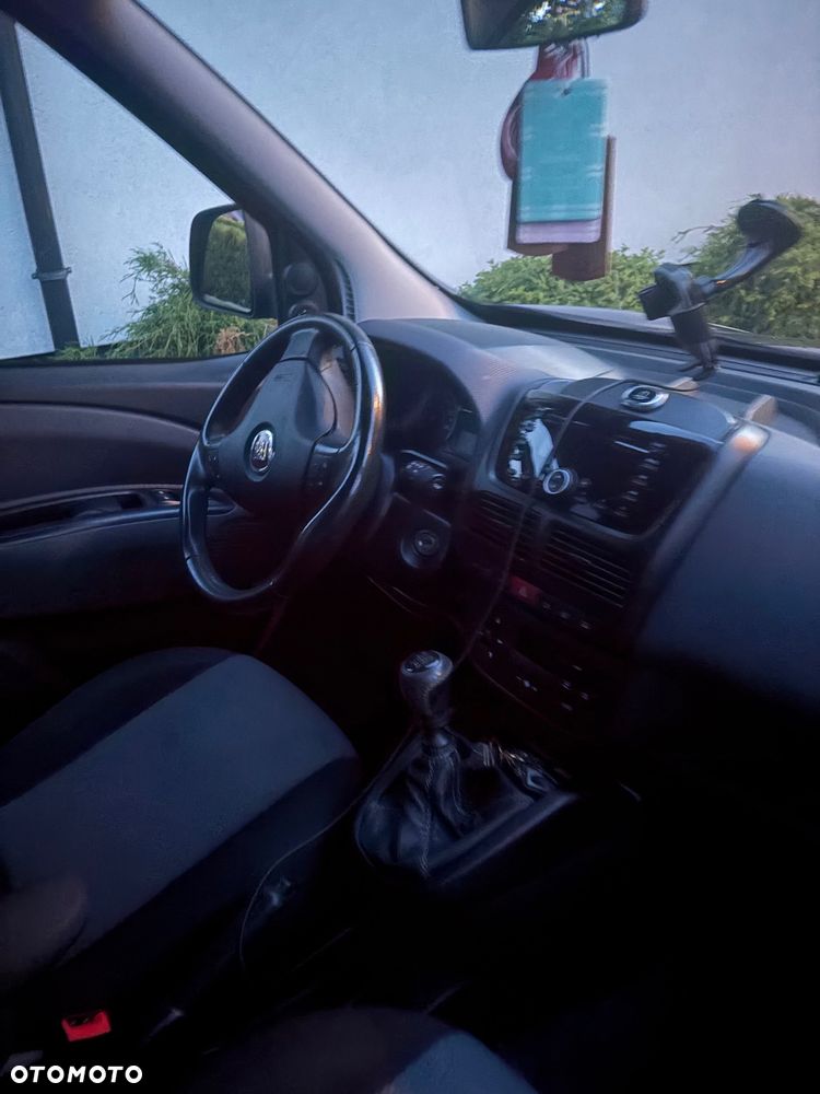 Fiat Doblo 1.4 T-Jet 16V Easy - 4