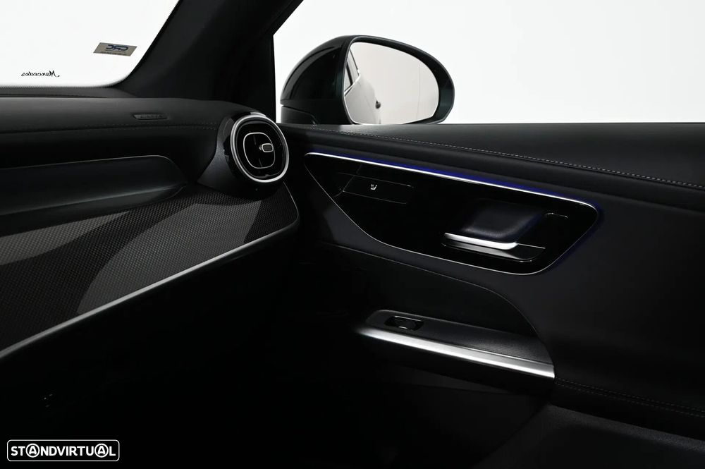 Mercedes-Benz GLC 300 de Coupe 4Matic - 31