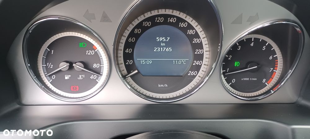 Mercedes-Benz Klasa C 200 Avantgarde Edition - 18