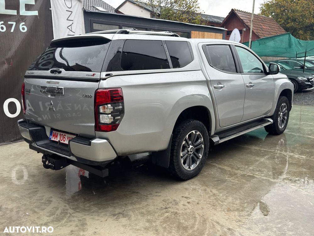 Mitsubishi L200 - 23