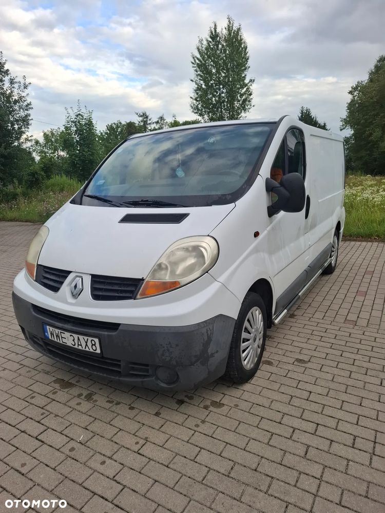 Renault TRAFIC - 1