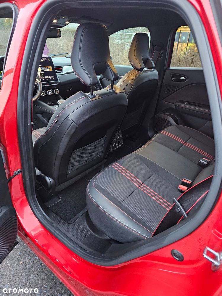 Renault Captur 1.6 E-TECH Plug-In R.S Line - 11