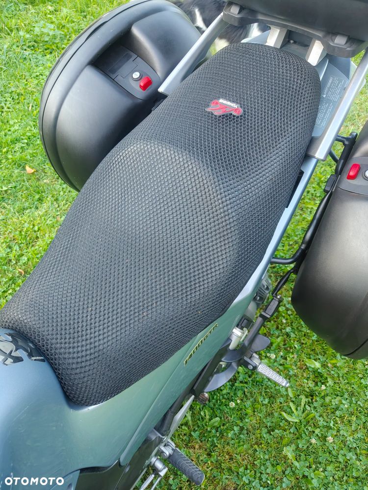 Kawasaki GTR - 9