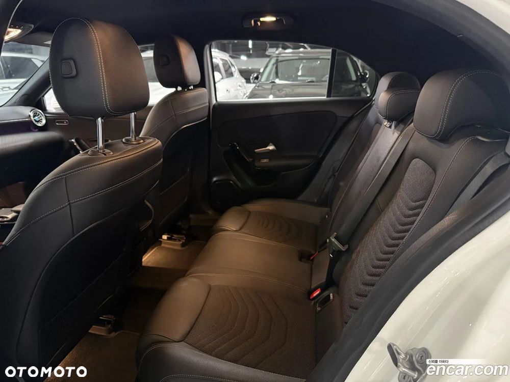 Mercedes-Benz Klasa A 220 7G-DCT - 10