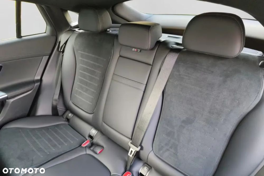 Mercedes-Benz GLC 200 d mHEV 4-Matic AMG Line - 26