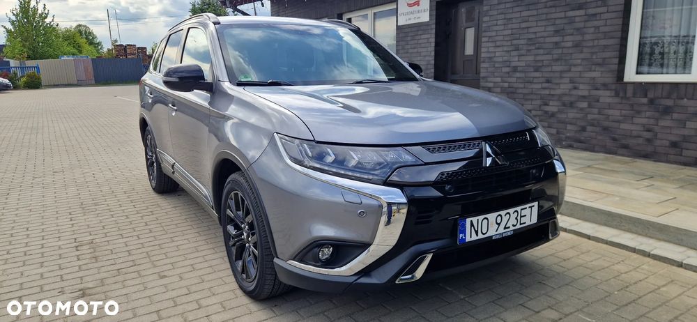 Mitsubishi Outlander 2.0 2WD CVT Diamant Edition+